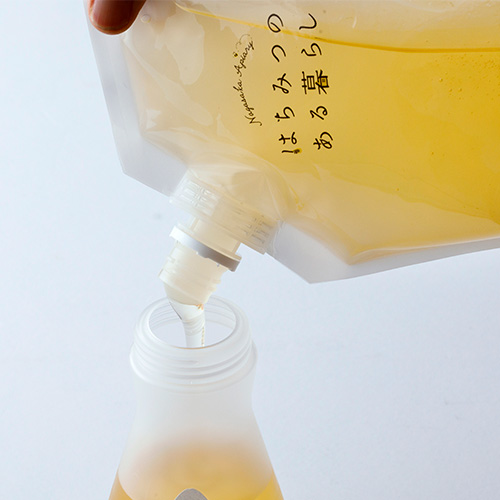 二代目の蜂蜜 1350gエコパック