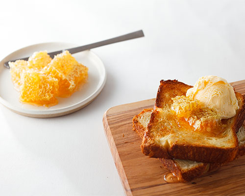 スプーンで食べるまるごと巣蜜 200g